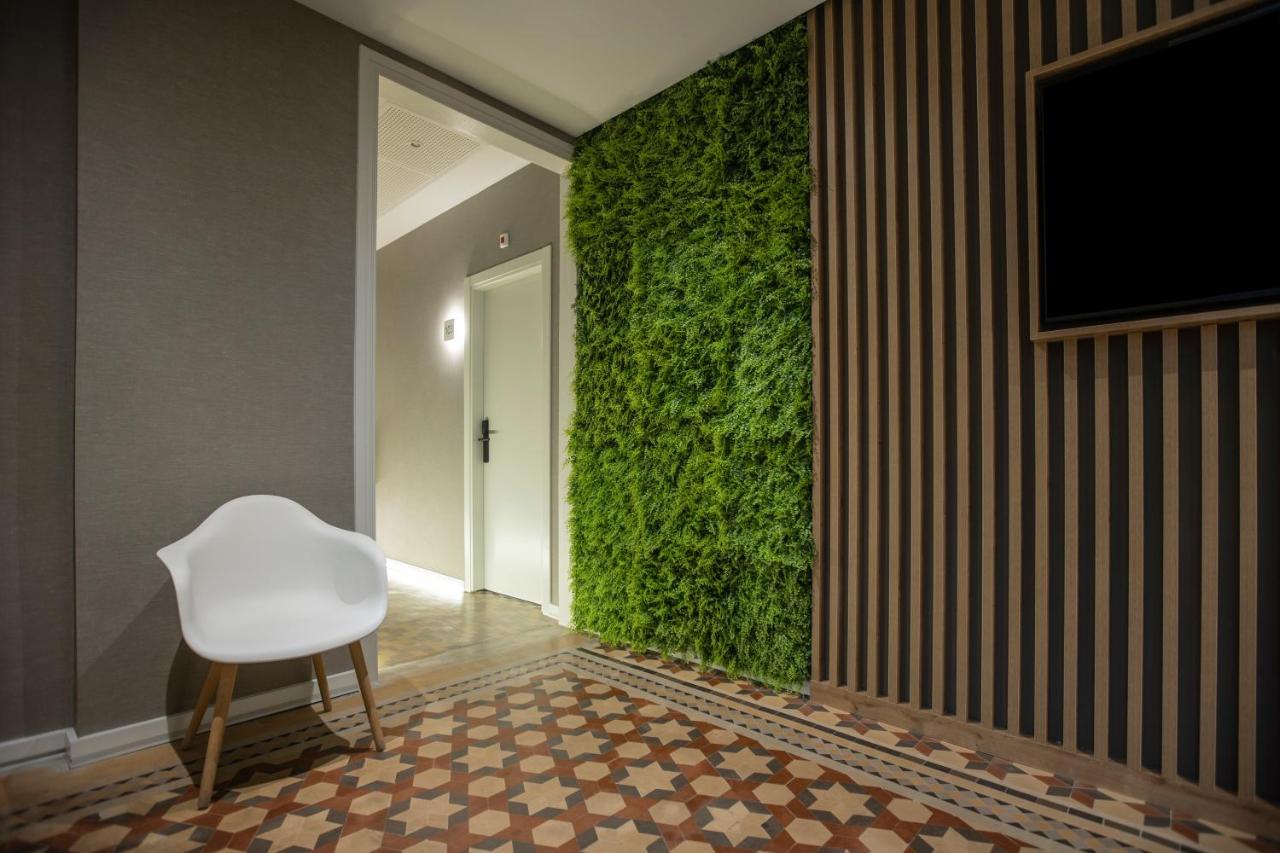 Fontanella By Bcn Urban Rooms Barcelona Exterior photo