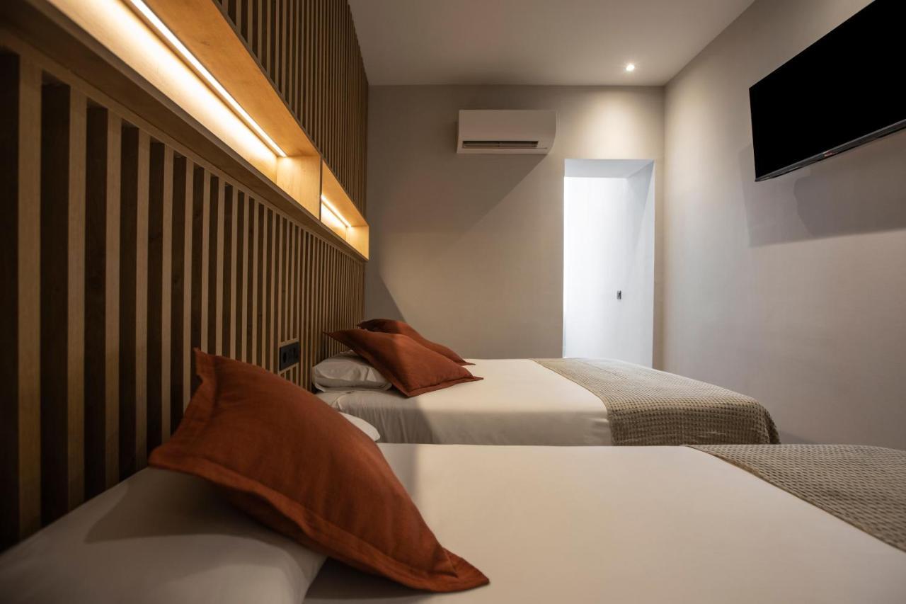 Fontanella By Bcn Urban Rooms Barcelona Exterior photo